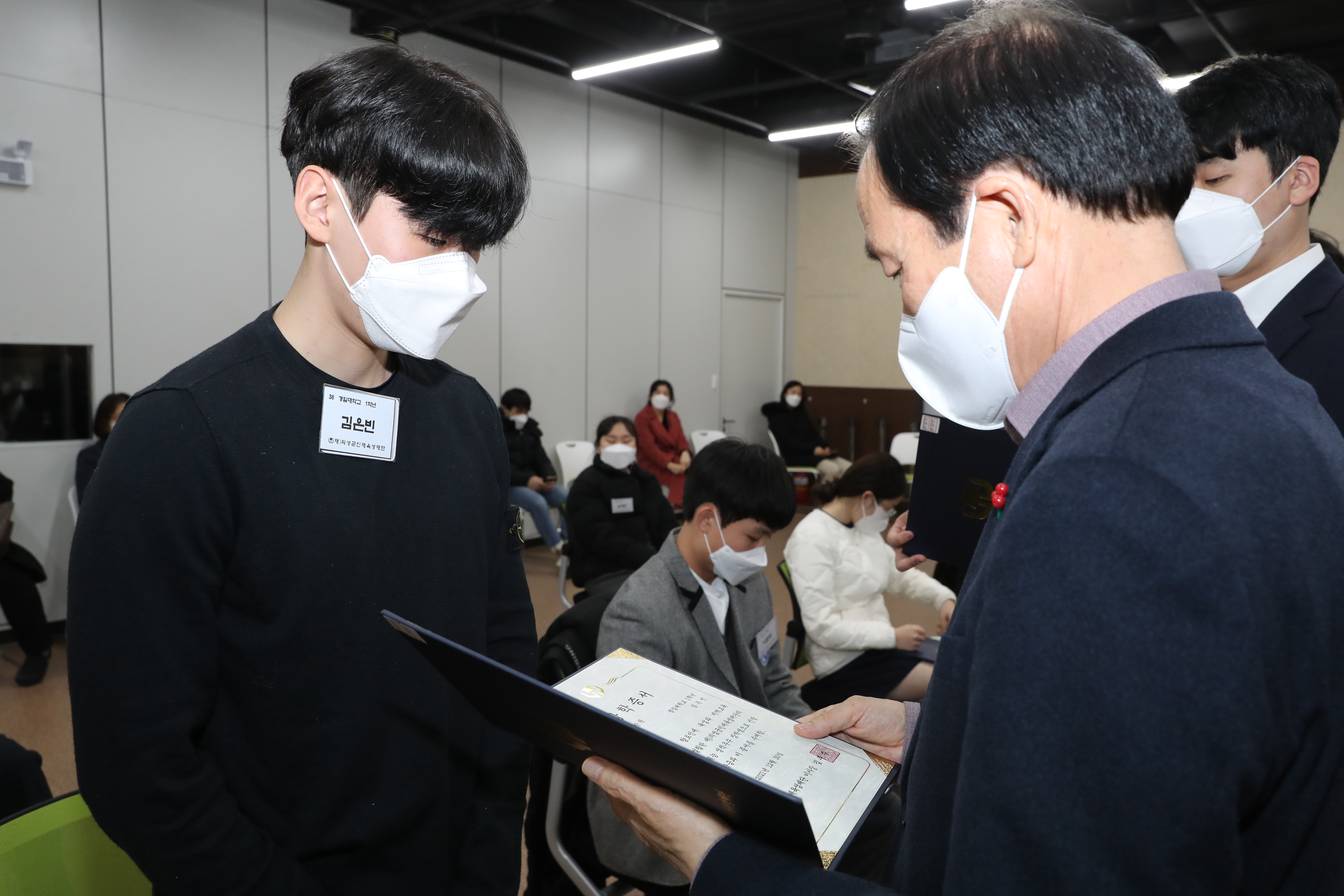 클릭하시면 원본이미지를 보실 수 있습니다.